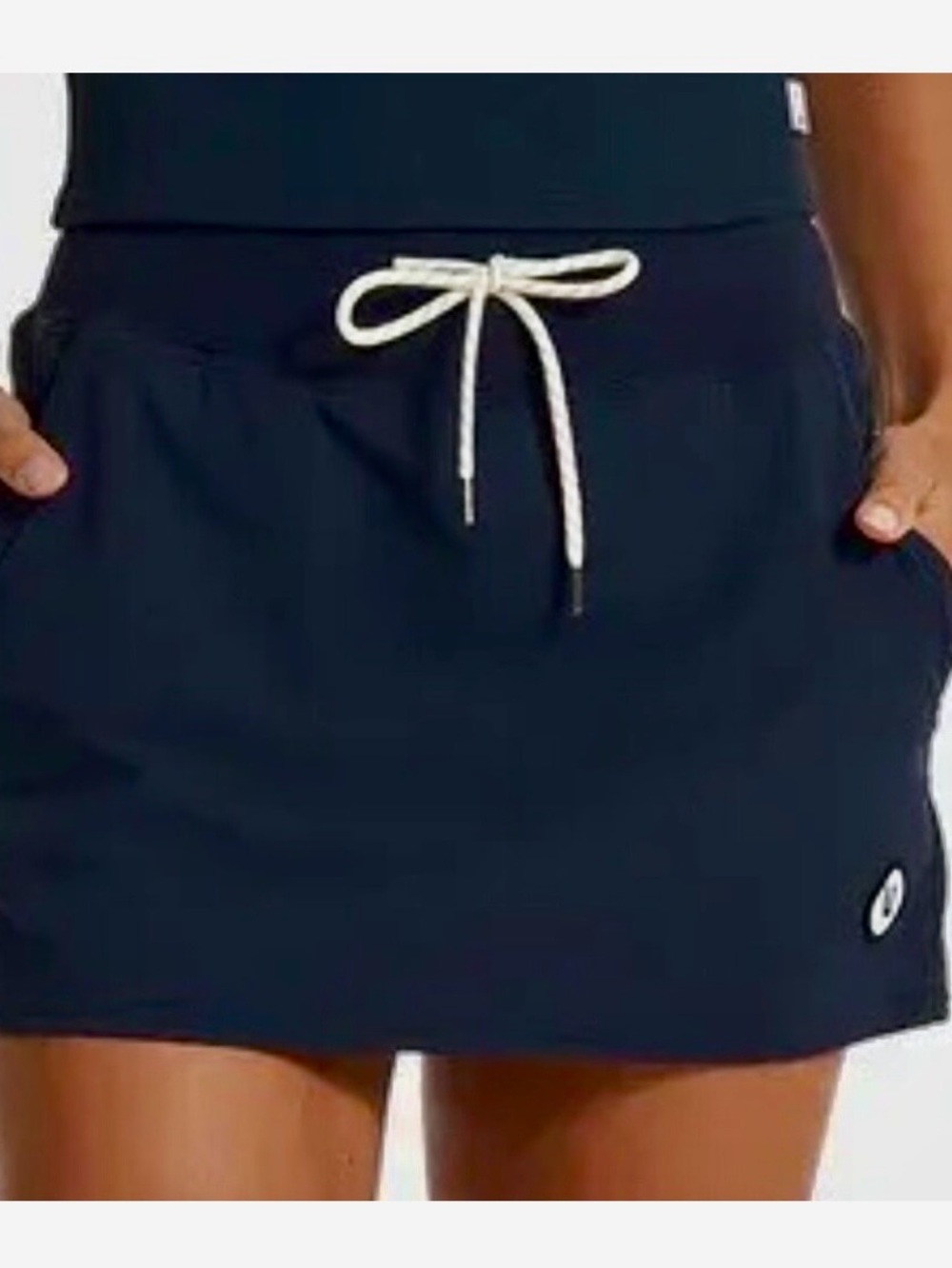 Vuori Seabreeze Skirt in Ink (Navy Blue) Extra Small